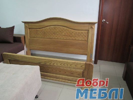 Ліжко з ясена, 2*1,6м.